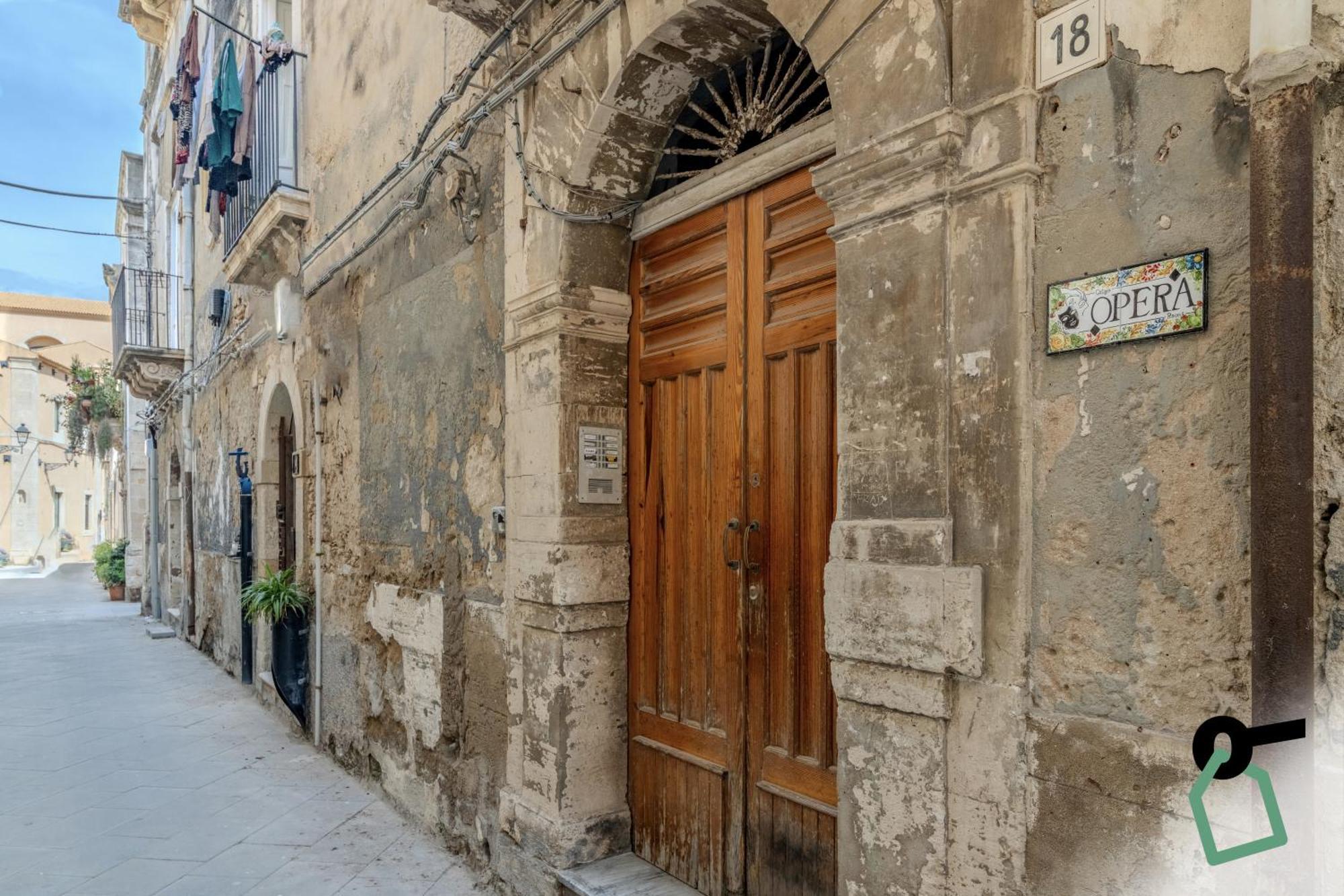 Hotiday Room Collection - Ortigia Opera Syracuse Екстер'єр фото